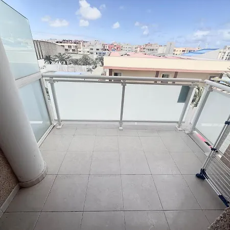 Like A Local By The Harbour Apartmán