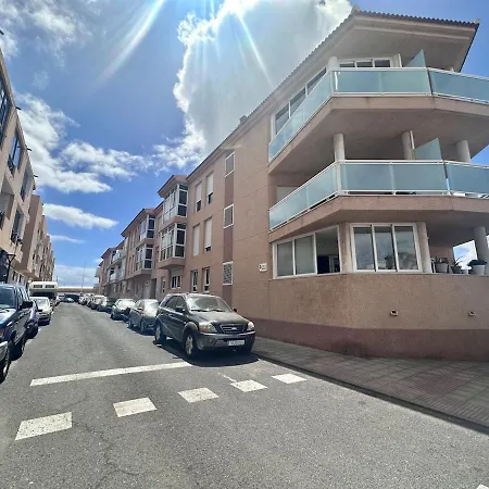 Like A Local By The Harbour Apartmán